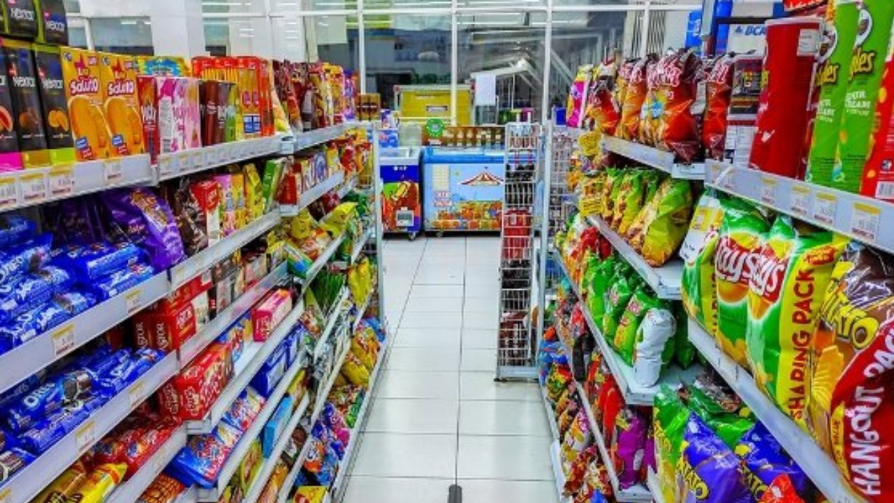 jajanan indomaret