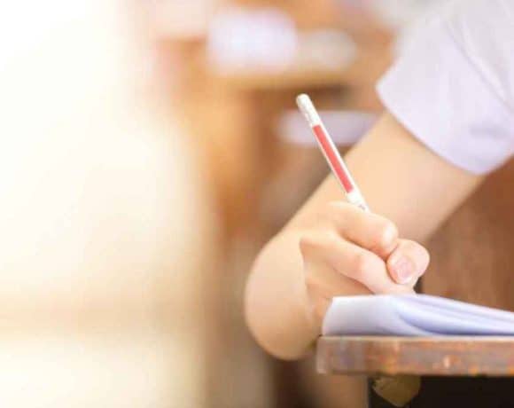 cotoh surat lamaran kerja tulis tangan