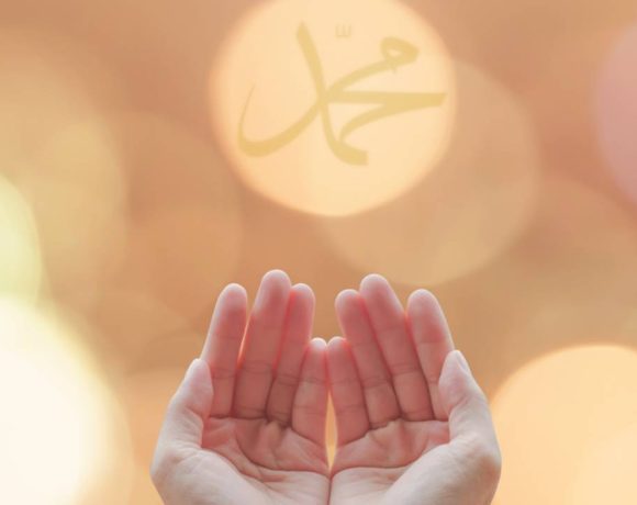 Hadits tentang Maulid Nabi Bahasa Arab, Latin, dan Artinya