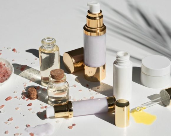 5 Rekomendasi Skincare Glowing untuk Kulit Sehat dan Bercahaya