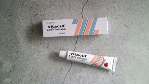 cream penghilang flek hitam usia 40 di apotik