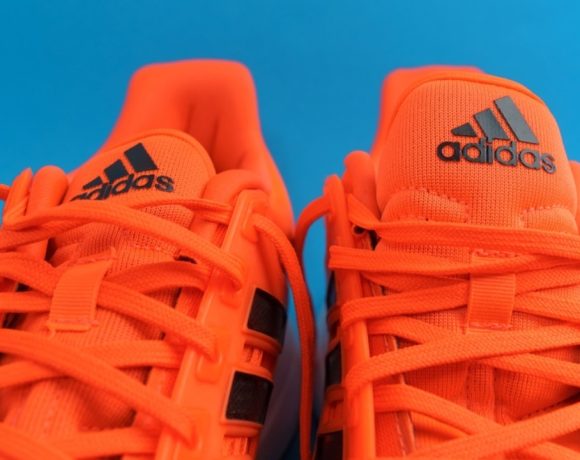 sepatu futsal adidas