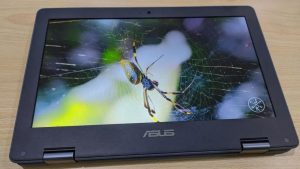 5 Rekomendasi Laptop 2 in 1 dengan Spesifikasi Terbaik