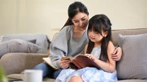 Kumpulan Cerita Dongeng Putri Cantik dan Pangeran Kerajaan
