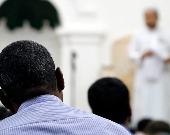 5 Teks Khutbah Jumat tentang Palestina yang Menyentuh Hati