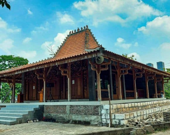 rumah adat jawa barat