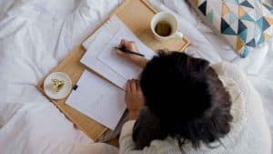 5 Contoh Surat untuk Hari Guru Nasional yang Penuh Kasih Sayang