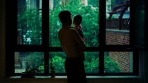 50 Ucapan Hari Ayah untuk Suami Tercinta yang Bikin Baper. Penuh Kasih!