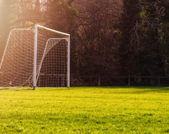 45 Rekomendasi Nama Klub Bola Kampung yang Unik dan Keren