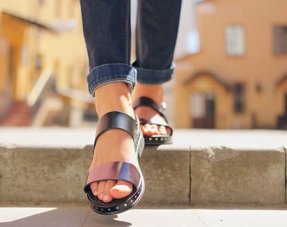 sepatu sandal wanita
