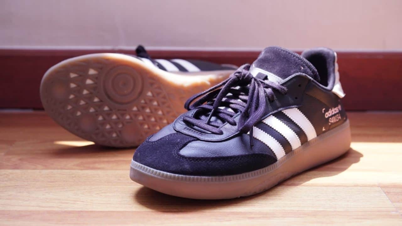 5 Rekomendasi Sepatu Adidas Casual Terbaik 2024, Cocok buat Gaya!