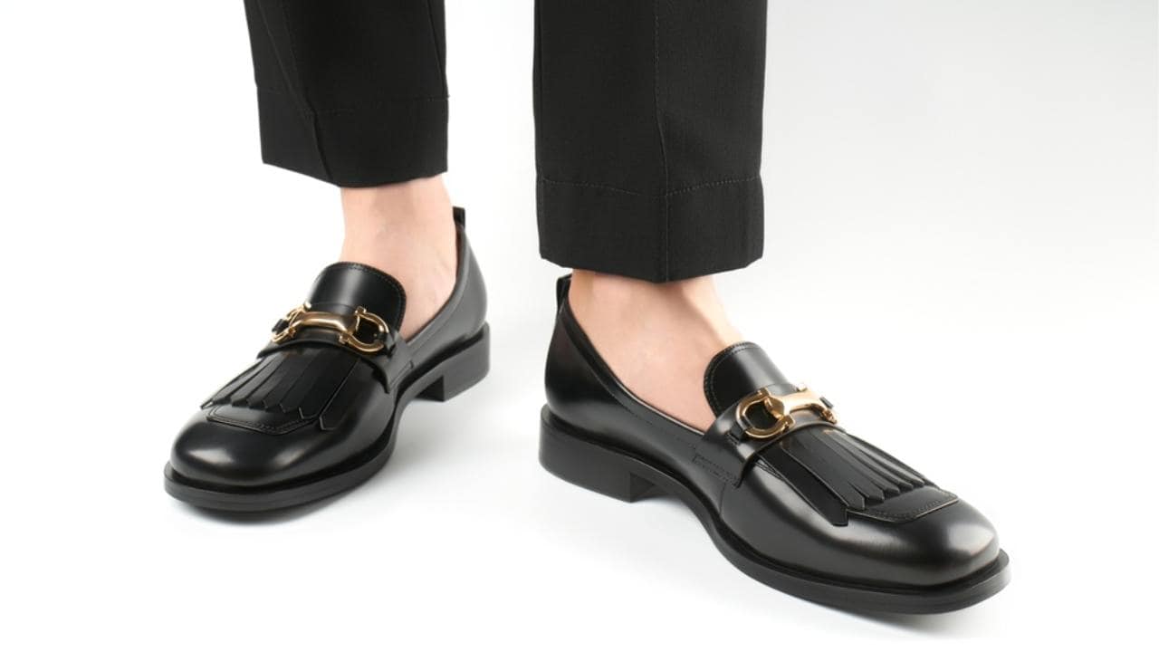 5 Rekomendasi Sepatu Loafers Lokal Terbaik untuk Pria dan Wanita, Harga Kurang dari Rp500 Ribuan!