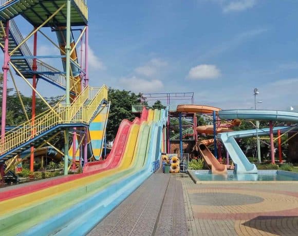 Waterpark Kolam Renang Jakarta Barat