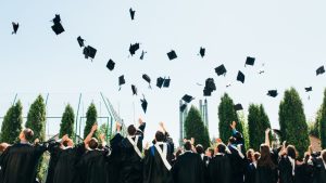 5 Contoh Surat Undangan Perpisahan Sekolah untuk Orang Tua Murid dan Guru