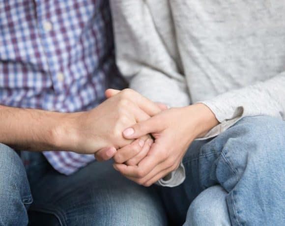 20 Kata-Kata Suami Istri Berjuang Bersama, Harmoniskan Rumah Tangga!