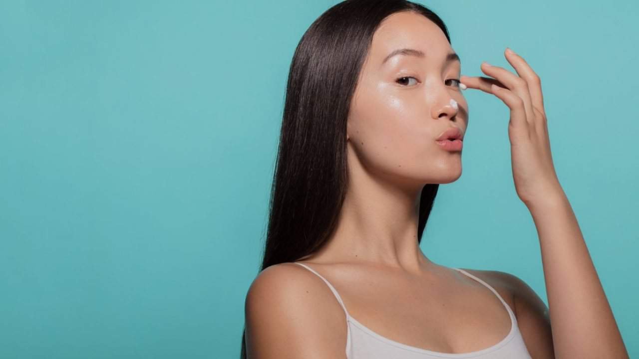 5 Produk Skincare yang Mengandung Salicylic Acid, Ampuh Atasi Permasalahan Kulit Wajah!