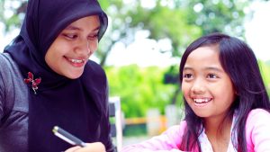 30 Catatan Wali Kelas untuk Siswa yang Berprestasi, Bentuk Apresiasi dan Menambah Motivasi!