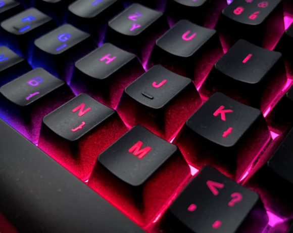 rekomendasi keyboard gaming terbaik
