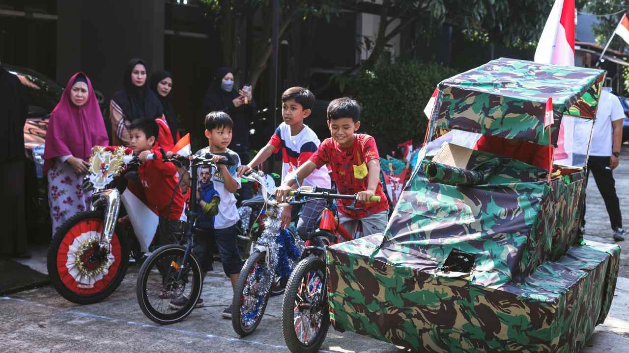 5 Contoh Sepeda Hias 17 Agustus Juara 1 yang Unik dan Kreatif