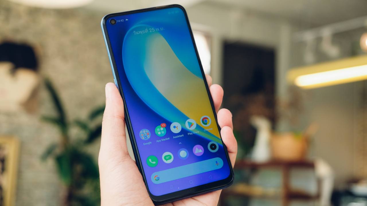 5 Rekomendasi HP Realme yang Ada Kamera 0.5, Kualitas Foto Jernih dan Tangkapan Objek Lebih Luas!