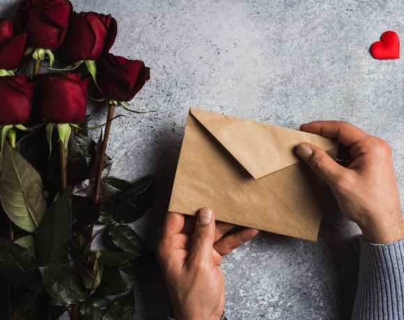 12 Contoh Surat Cinta untuk Kakak OSIS MPLS Singkat