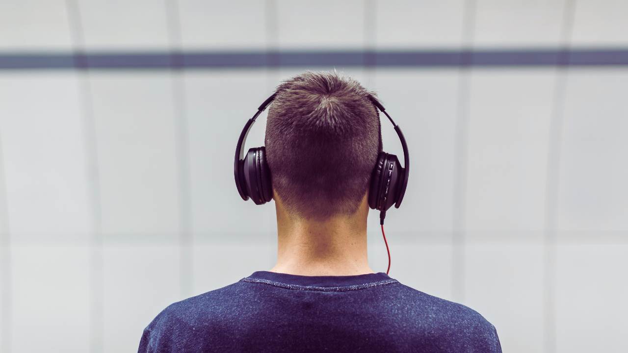 5 Rekomendasi Headphone Audio Technica Terbaik 2024, Suara Jernih Ditunjang Bass Mantap!