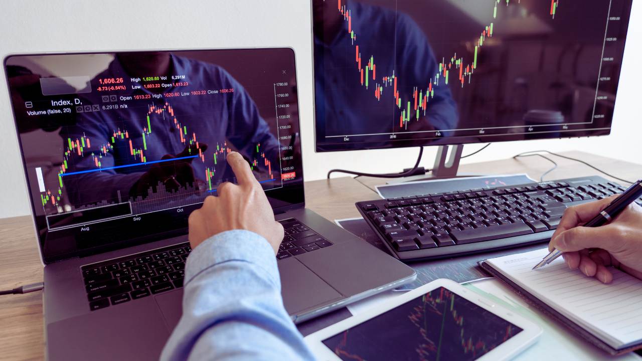 7 Broker Forex Terbaik dan Tepercaya Tahun 2025