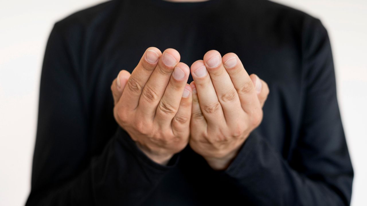 5 Contoh Teks Doa Perpisahan Sekolah yang Menyentuh Hati