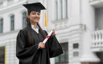 10 Jurusan Kuliah dengan Gaji Tinggi di Indonesia Tahun 2025