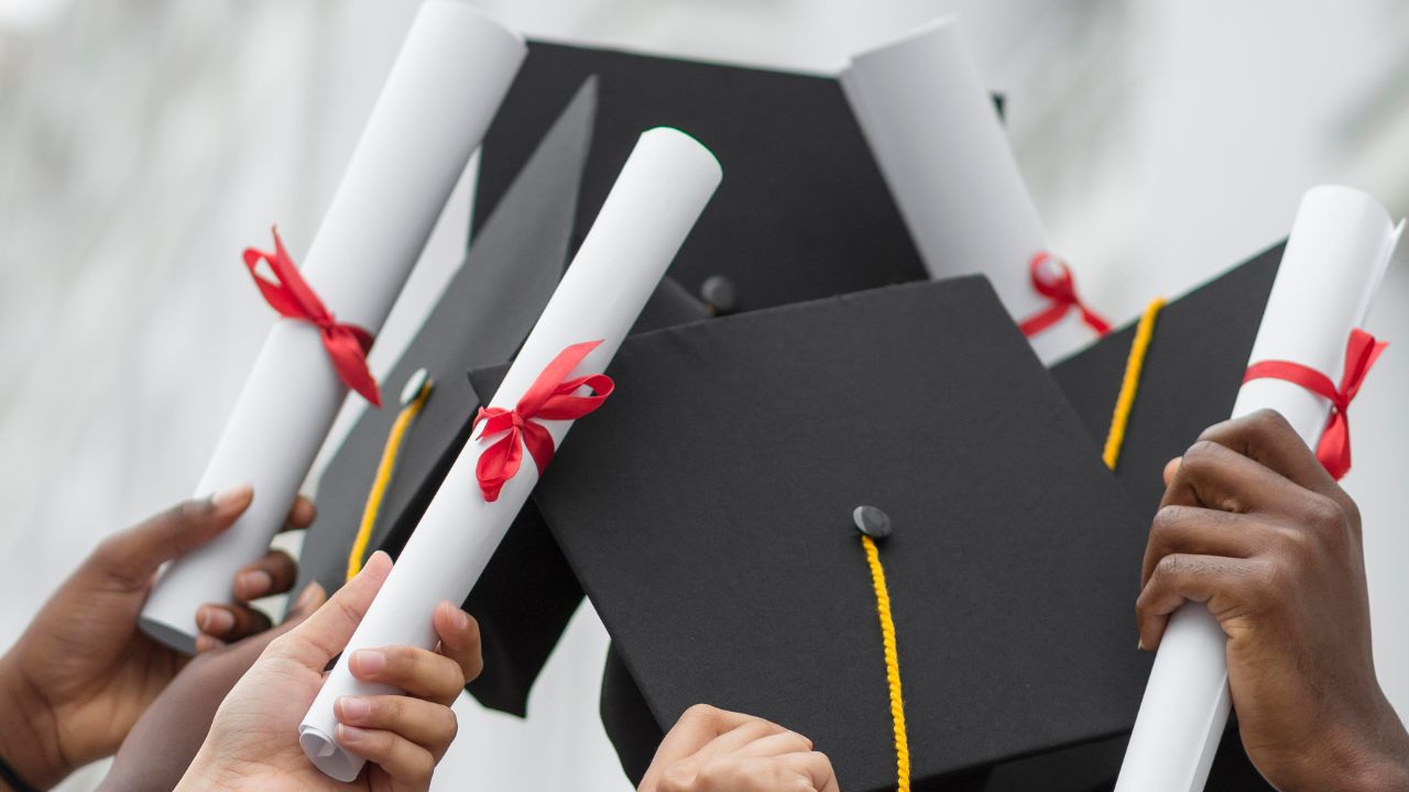 80 Contoh Tema Perpisahan Sekolah yang Bagus dan Menarik