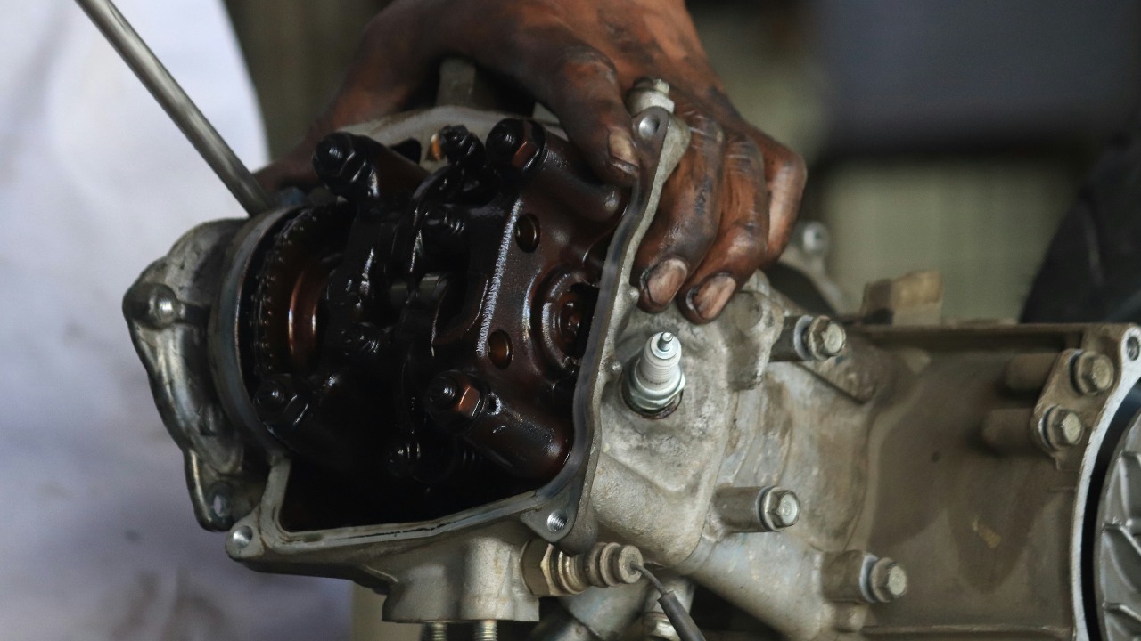 5 Penyebab Motor Brebet dan Cara Mengatasinya dengan Mudah