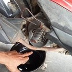 4 Ciri-Ciri Suara Motor Kehabisan Oli, Awas Turun Mesin!