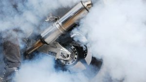 8 Penyebab Knalpot Motor Berasap Putih dan Hitam